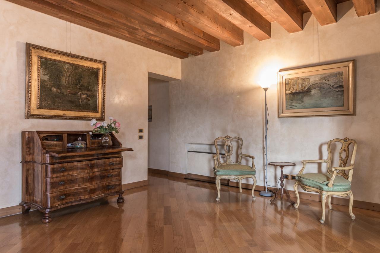 La Fenice Double Canal View Veneza Exterior foto